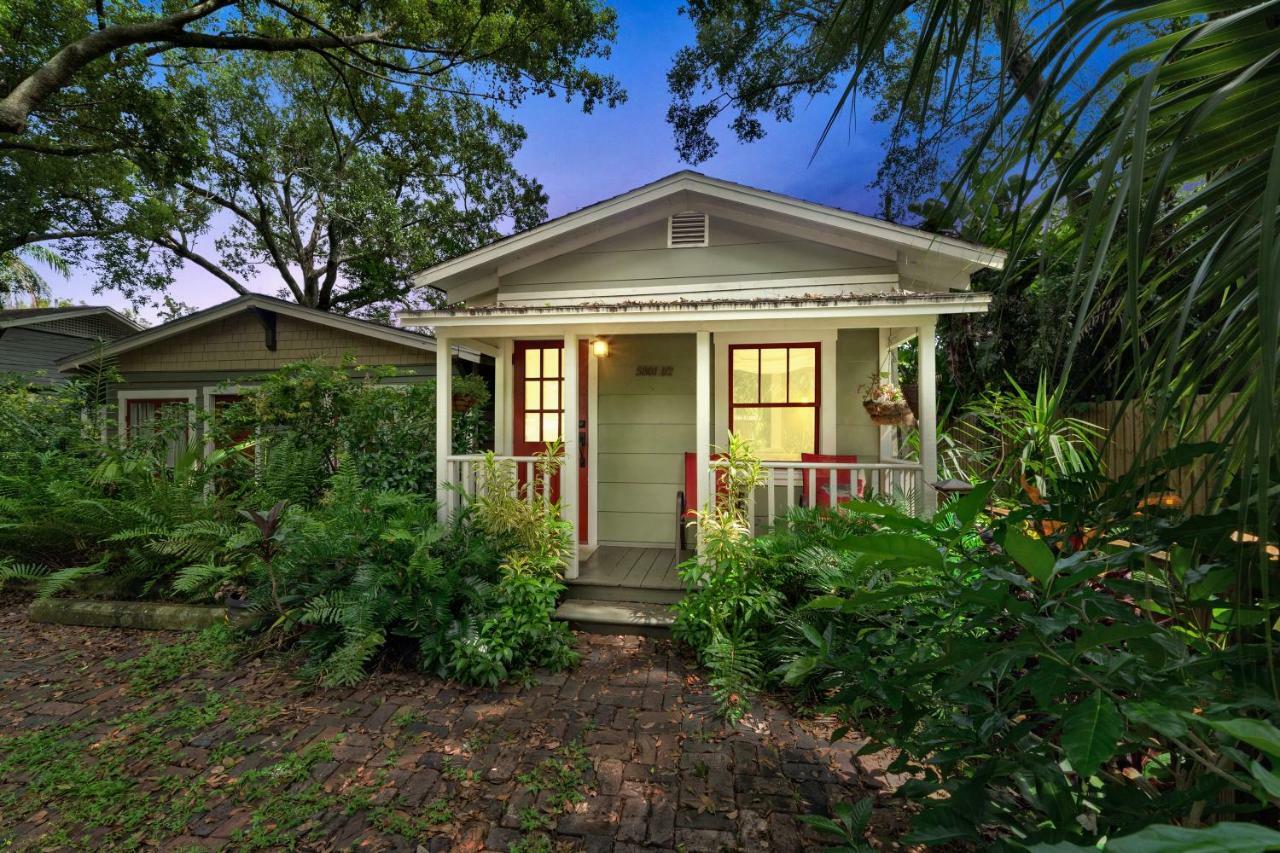 Charming 1923 Cottage At Erehwon Retreat แทมปา ภายนอก รูปภาพ